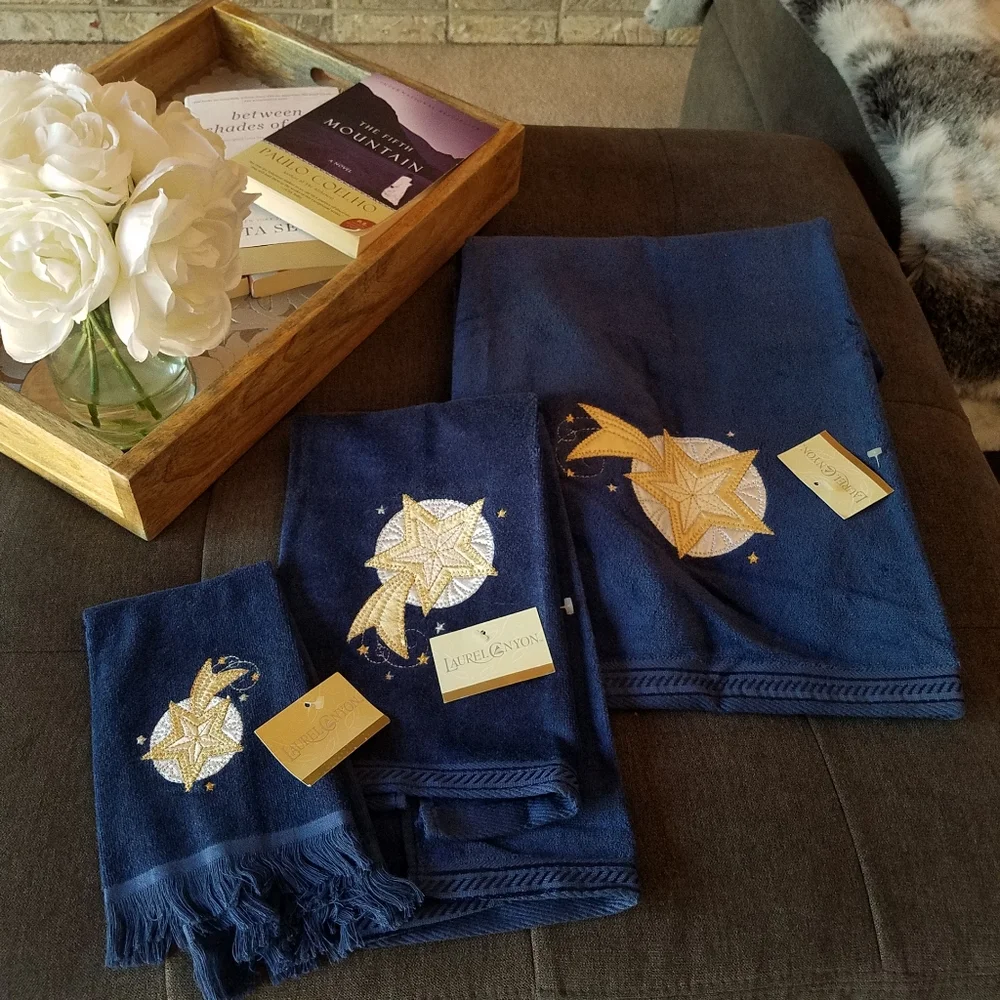 Laurel Canyon Bathworks Celestial Navy Blue Sun Moon Stars 3-pc Towel Set NWT